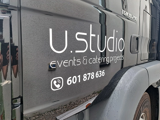 Oklejanie samochodow   sposob na wyroznienie sie